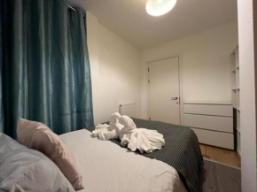 Cool 2bed Flat Zone 1 London